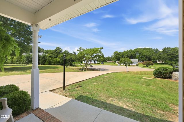 130 Stillmeadow Drive, Louisburg, NC 27549