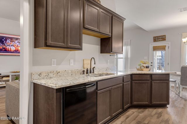212 Burndap Way, Lafayette, LA 70507
