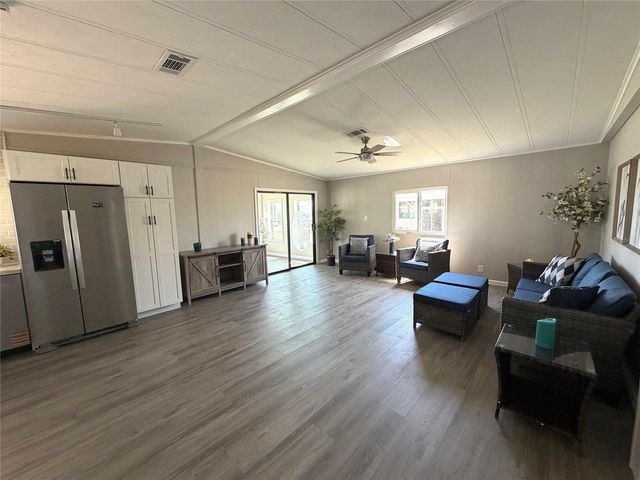 363 LONGWOOD DRIVE, Venice, FL 34285