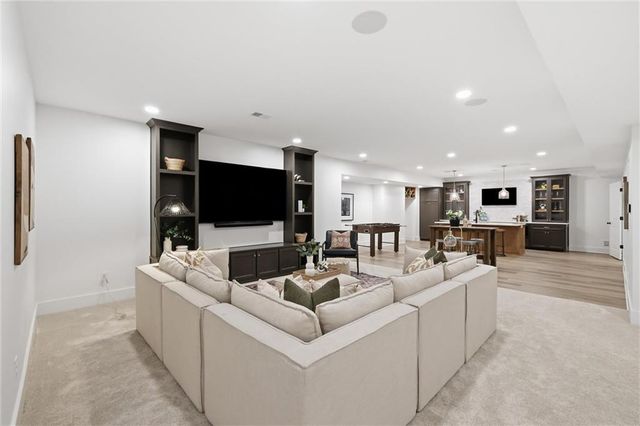 10309 W 173rd Street, Overland Park, KS 66221
