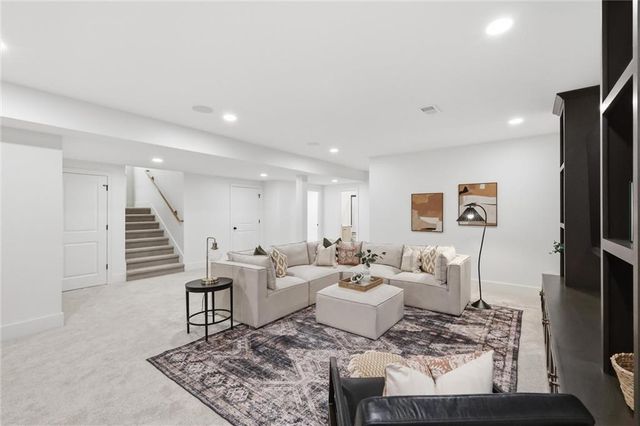10309 W 173rd Street, Overland Park, KS 66221