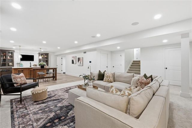 10309 W 173rd Street, Overland Park, KS 66221