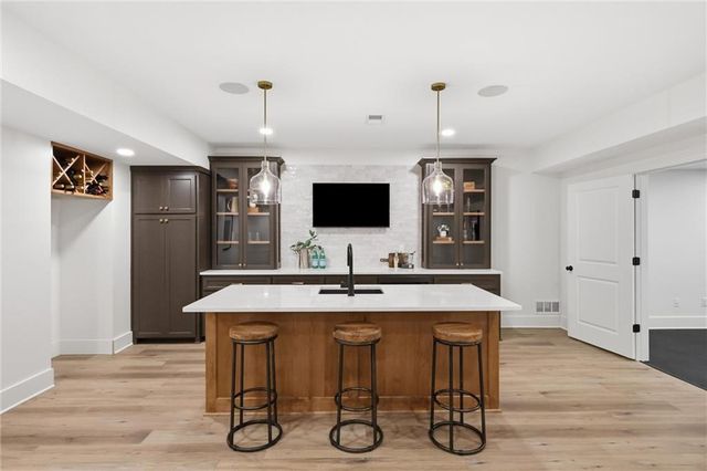 10309 W 173rd Street, Overland Park, KS 66221