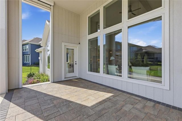 10309 W 173rd Street, Overland Park, KS 66221