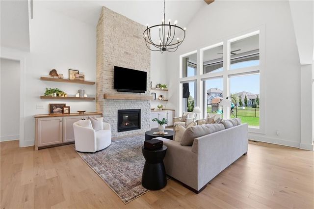 10309 W 173rd Street, Overland Park, KS 66221