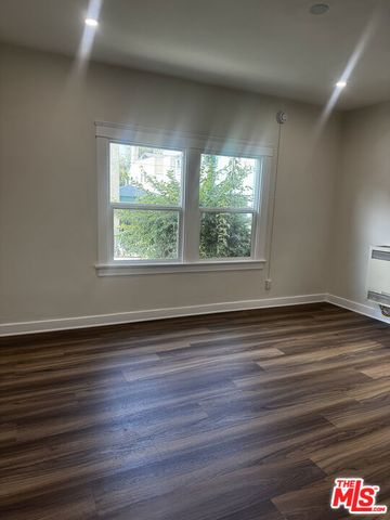 5347 Monroe Street 2, Los Angeles, CA 90038