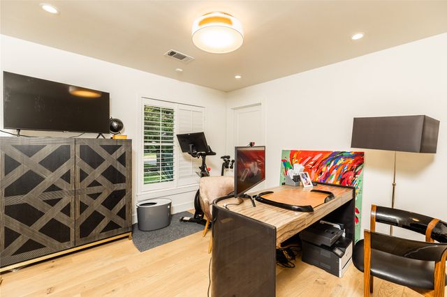 4195 Valley Ridge Road, Dallas, TX 75220