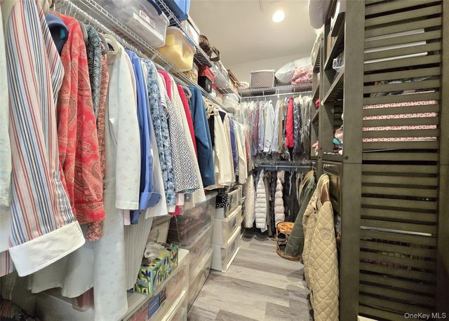 20 Bayard Drive, Great River, NY 11730