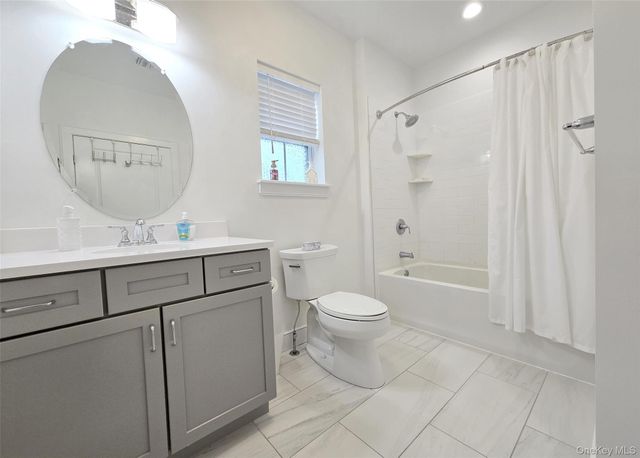 20 Bayard Drive, Great River, NY 11730