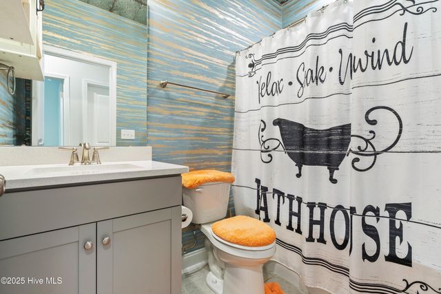 9410 Barnstormer Drive, Calabash, NC 28467