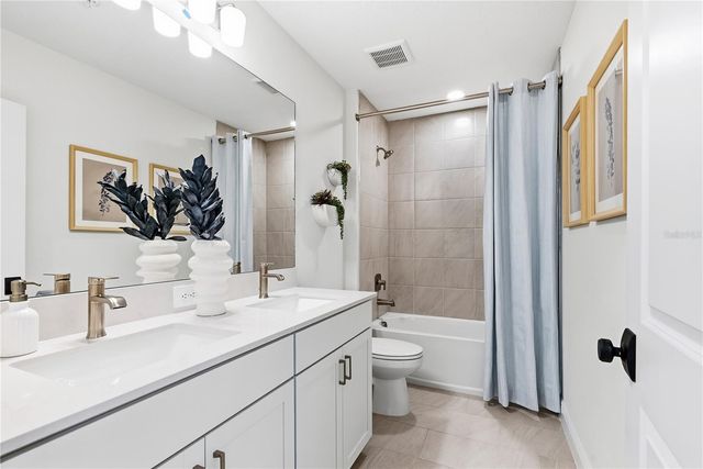 17811 BROADLEAF LOOP, Venice, FL 34293