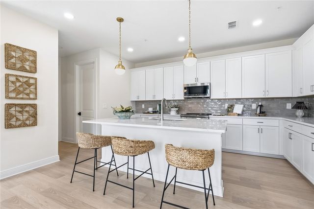 17811 BROADLEAF LOOP, Venice, FL 34293