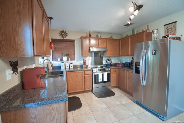 302 COPPER MTN, New Braunfels, TX 78130