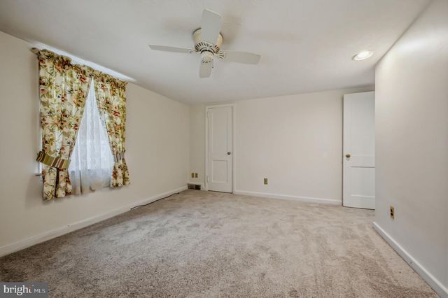 33 RICHARD AVE, Wilmington, DE 19805