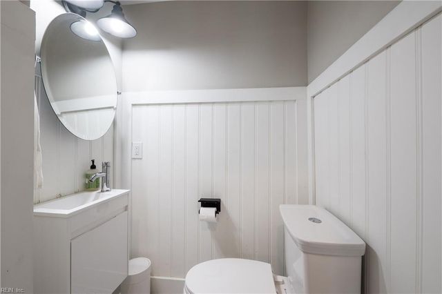 102 Bruce PL, Portsmouth, VA 23707