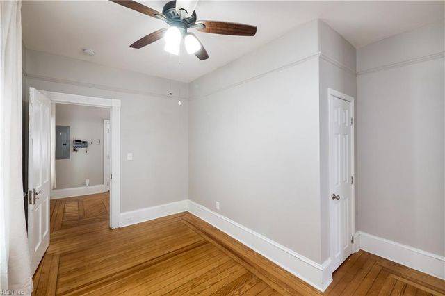 102 Bruce PL, Portsmouth, VA 23707