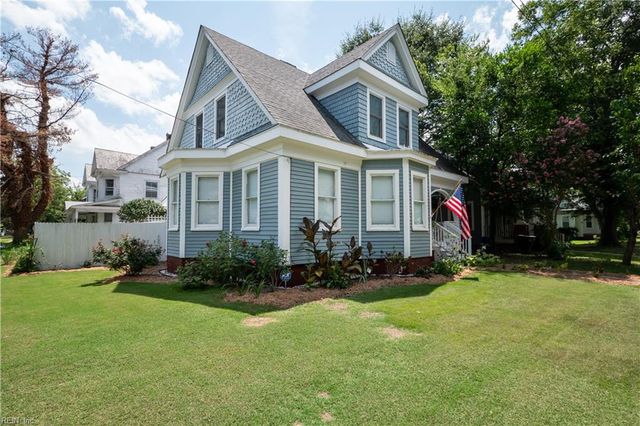 102 Bruce PL, Portsmouth, VA 23707