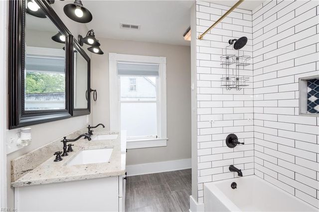 102 Bruce PL, Portsmouth, VA 23707