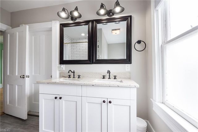 102 Bruce PL, Portsmouth, VA 23707