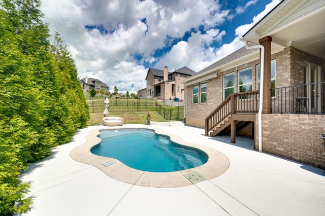 1115 Waterbridge Dr, Nolensville, TN 37135
