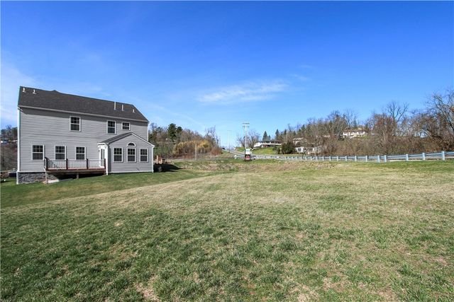 1001 Stonegate Drive, South Fayette, PA 15057