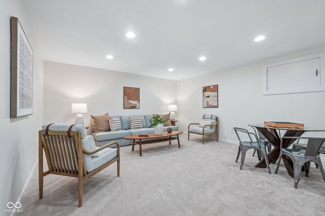 11881 Gatwick View Drive, Fishers, IN 46037