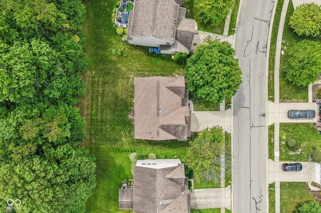 11881 Gatwick View Drive, Fishers, IN 46037