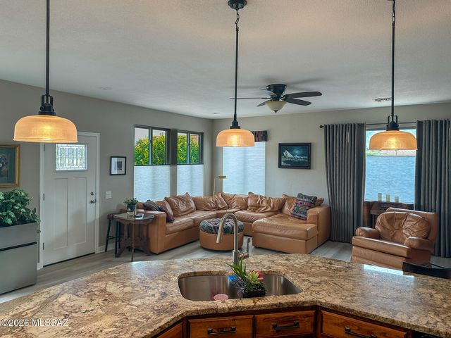 2443 E Nasturtium Street, Oro Valley, AZ 85755