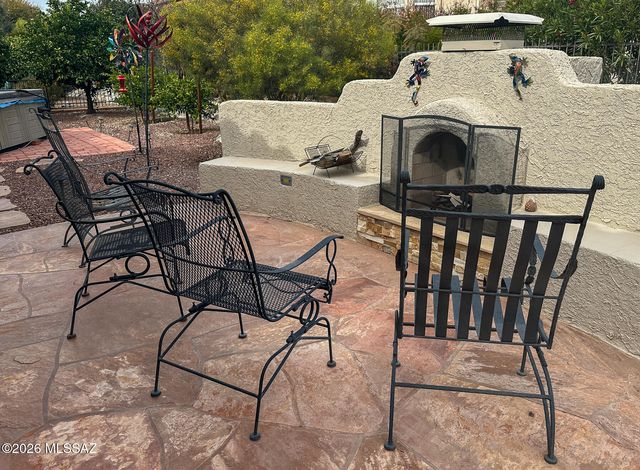 2443 E Nasturtium Street, Oro Valley, AZ 85755