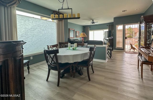 2443 E Nasturtium Street, Oro Valley, AZ 85755