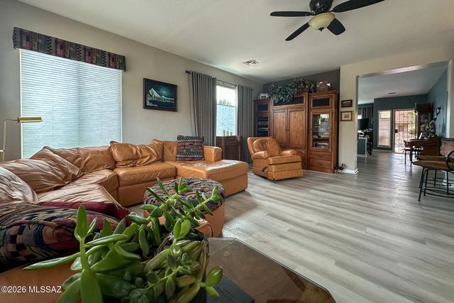 2443 E Nasturtium Street, Oro Valley, AZ 85755