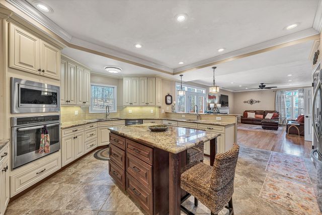 8109 Winterwood TRL, Roanoke, VA 24018