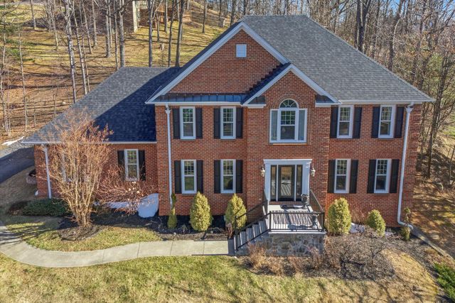 8109 Winterwood TRL, Roanoke, VA 24018