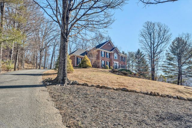 8109 Winterwood TRL, Roanoke, VA 24018