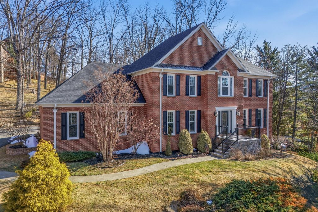 8109 Winterwood TRL, Roanoke, VA 24018