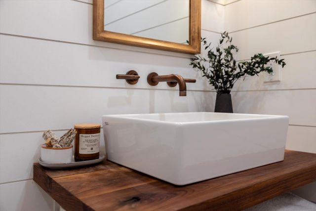 1714 Hicks St, Oceanside, CA 92054