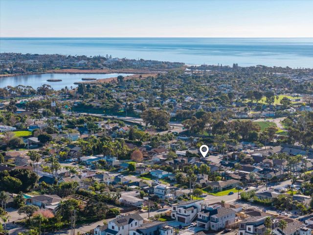 1714 Hicks St, Oceanside, CA 92054