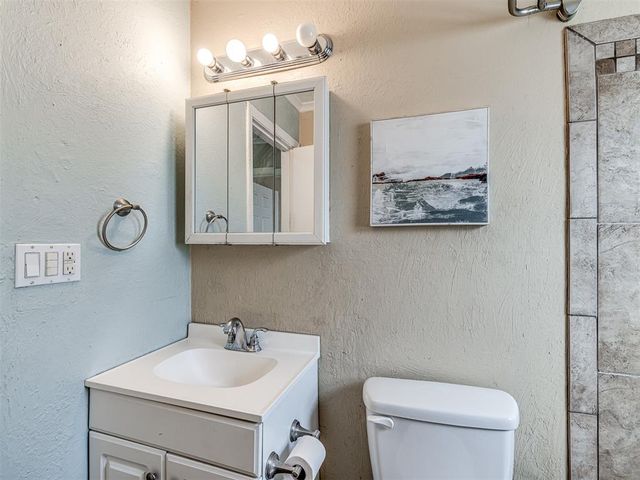 310 W Palm Street, Enid, OK 73701