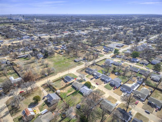 310 W Palm Street, Enid, OK 73701
