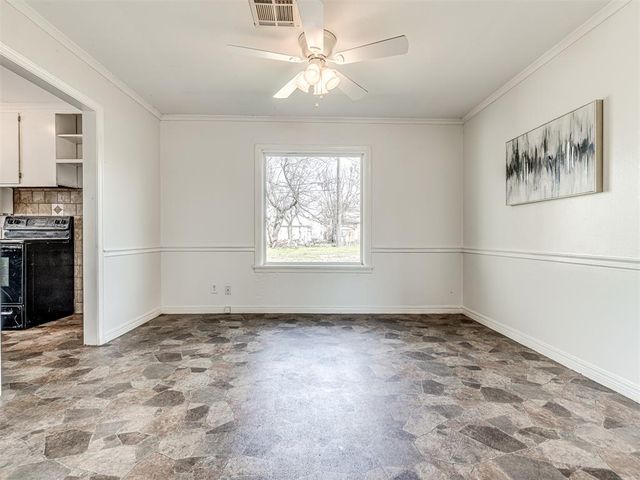 310 W Palm Street, Enid, OK 73701