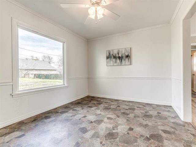 310 W Palm Street, Enid, OK 73701