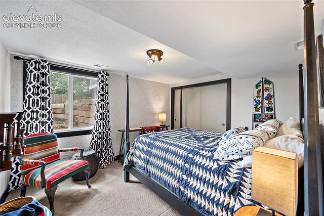 525 Mesa Vista Court, Colorado Springs, CO 80904