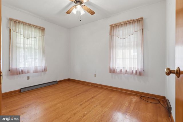 1047 CORBETT ST, Hagerstown, MD 21740
