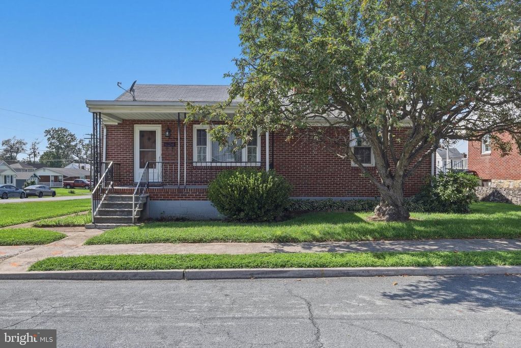 1047 CORBETT ST, Hagerstown, MD 21740
