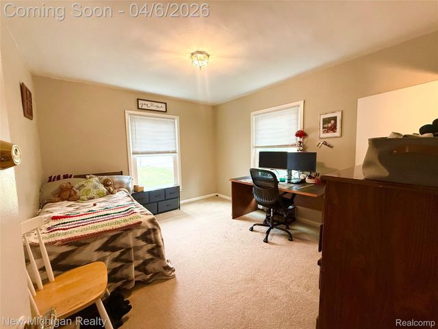 1224 W Bristol Road, Flint Charter Township, MI 48507