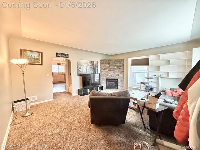 1224 W Bristol Road, Flint Charter Township, MI 48507