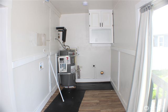 1224 4th St, Cosmopolis, WA 98537