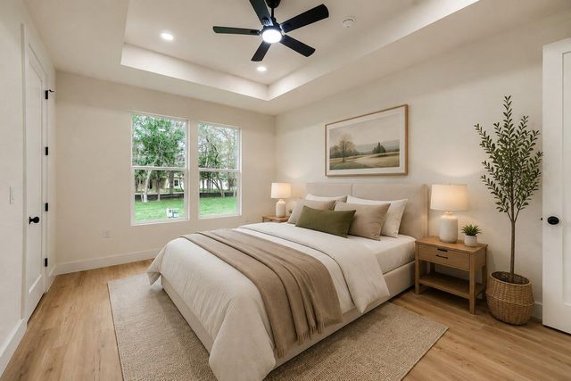 137 E Pauwela LN, Bastrop, TX 78602