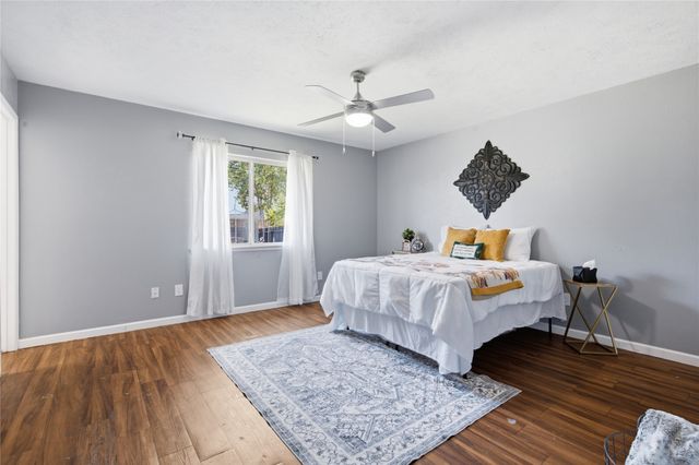 5661 Pearce Street, The Colony, TX 75056