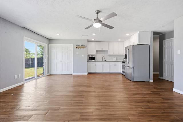 5661 Pearce Street, The Colony, TX 75056